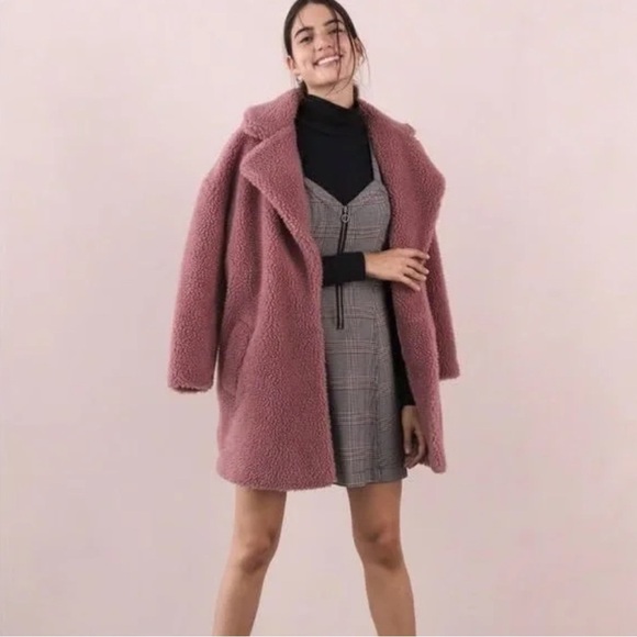 Abercrombie & Fitch Jackets & Blazers - Abercrombie & Fitch • Faux Sherpa Teddy Jacket